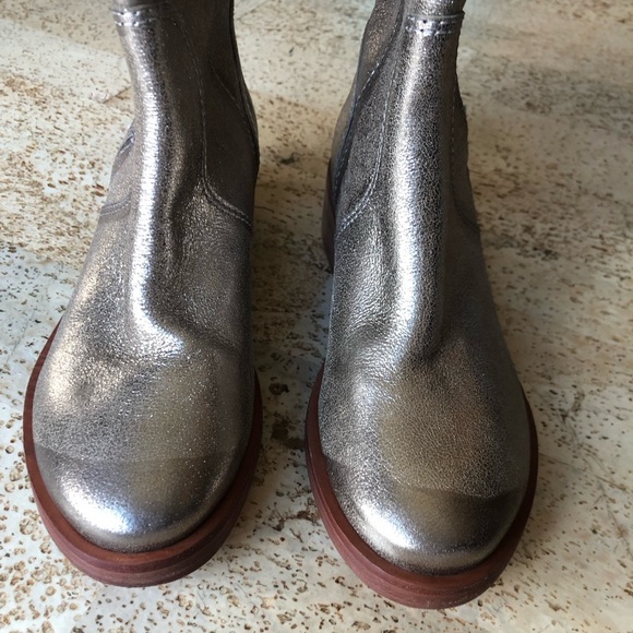 TORY BURCH Gold Metallic Leather HALLE Mid Combat Boots Size 6 - Picture 6 of 12